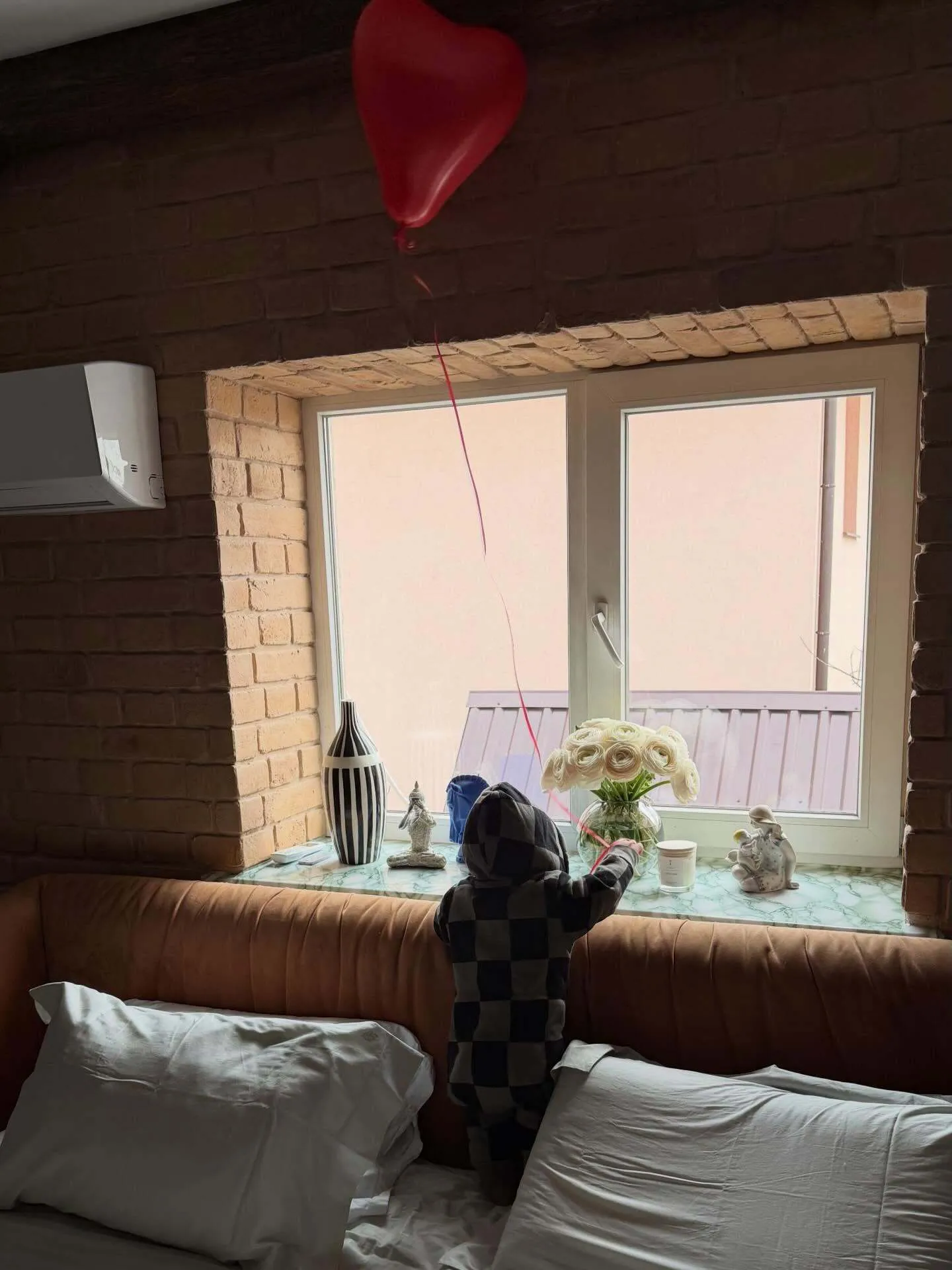 Леся Нікітюк засвітила обличчя 8-місячного сина, який помітно підріс