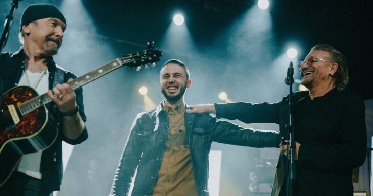 Тарас Тополя заспівав зі світовими легендами на підтримку України й довів до мурах