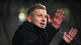 Бомба цокає: відсутність 90-мільярдного кредиту може спровокувати ефект доміно в економіці Україні,- написала західна преса