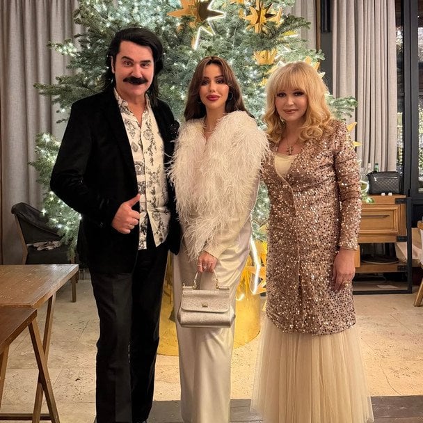 Павло Зібров із донькою та дружиною / &copy; instagram.com/pavlo_zibrov