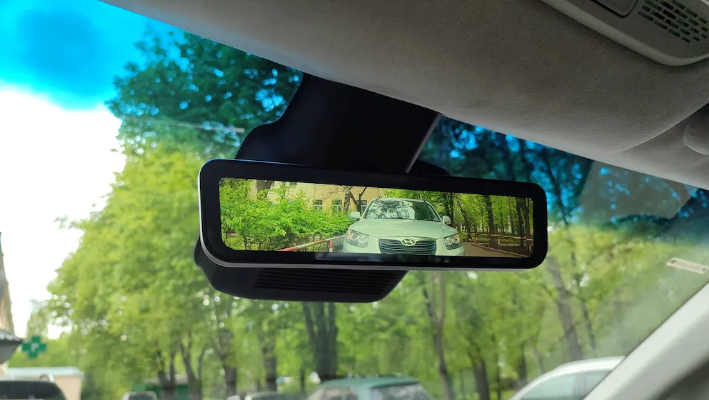 Maxus Mifa 9. Бізнес-вен: великий, електричний, офіційний