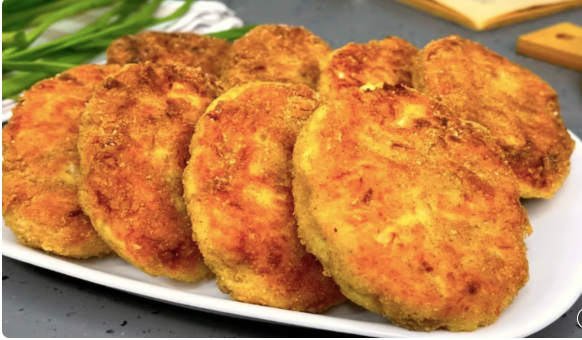 Рецепт смачних котлет — знадобиться квашена капуста та картопля