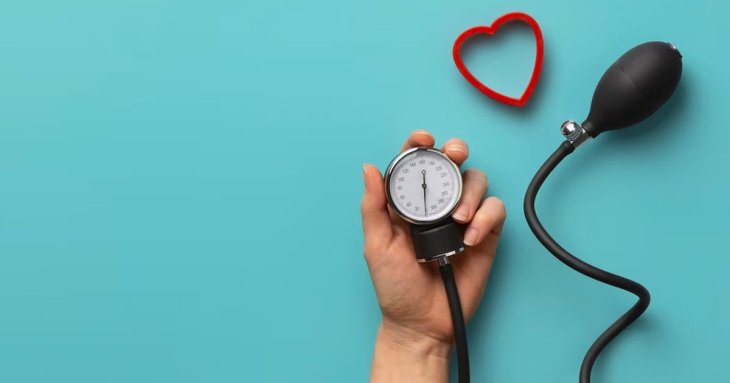 Тихий убивця: кардіолог назвав вісім прихованих причин високого тиску, про які мало хто знає