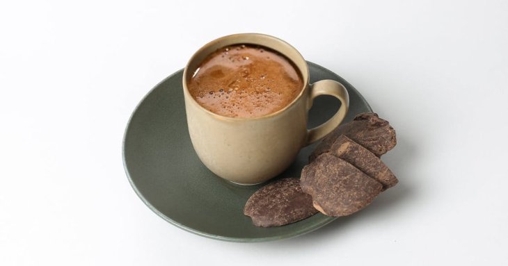 Забудьте про каву: цей ранковий напій подарує енергію без стресу