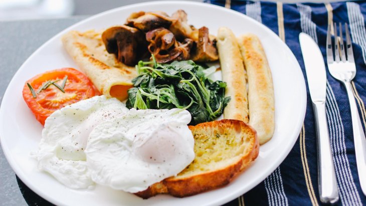 Дієтологи назвали здорові продукти, які потрібно їсти щодня