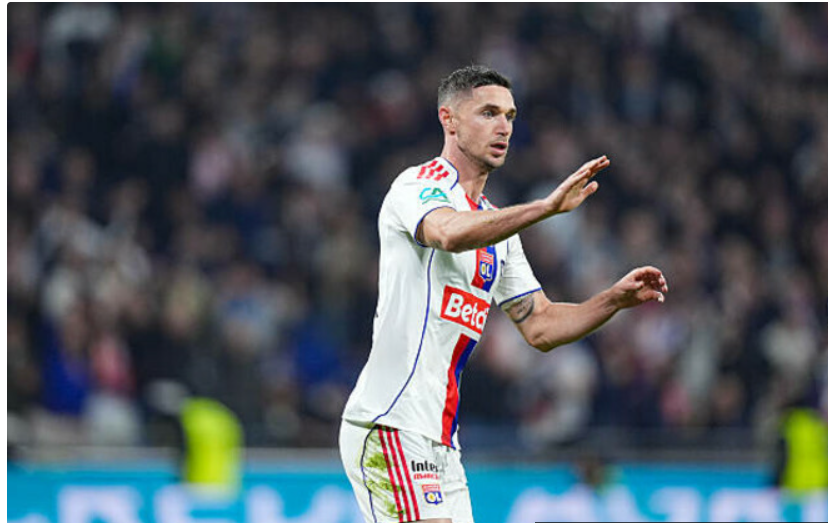 Драматичний порятунок Ліона: яку оцінку за матч отримав Яремчук?