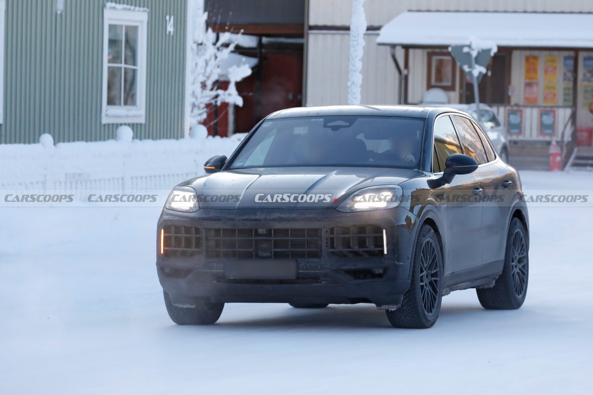 Оновлений Porsche Cayenne з ДВЗ помітили на зимових тестах: що готує німецький бренд - фото 4