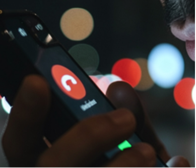 "На хвилинку подзвонити": викрили хитру схему крадіжок