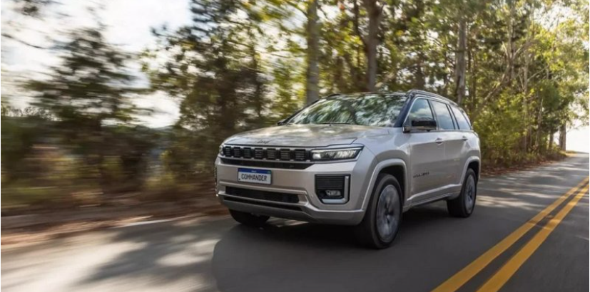 Jeep представив недорогий семимісний кросовер (ФОТО)