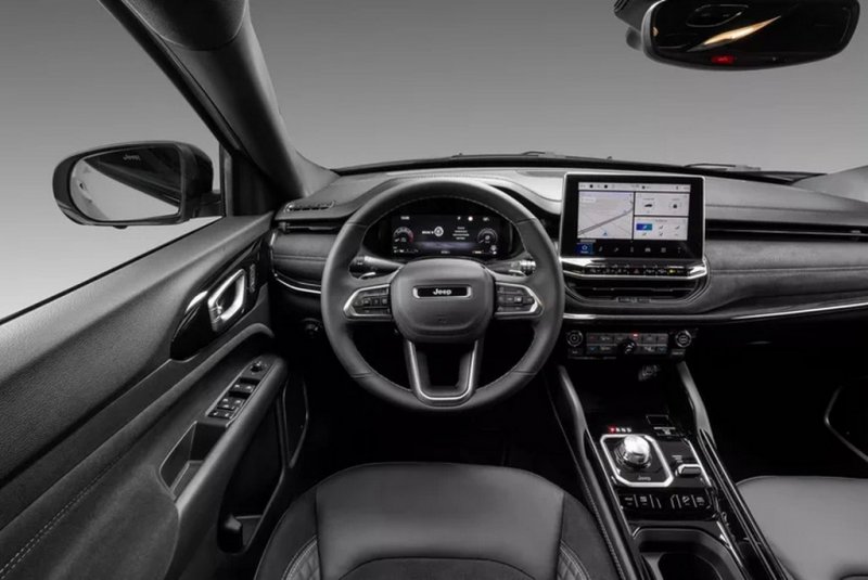 Jeep представив недорогий семимісний кросовер (ФОТО)