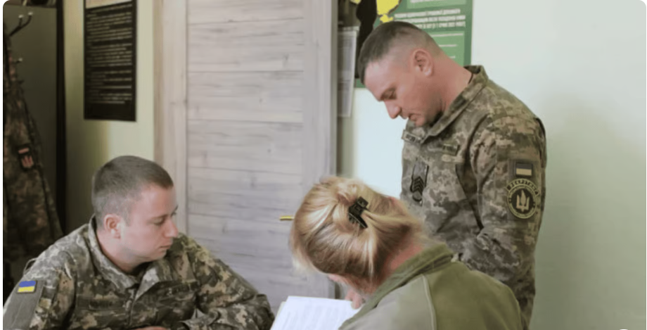 Для виключення з обліку громадянин не мусить обов'язково іти в ТЦК