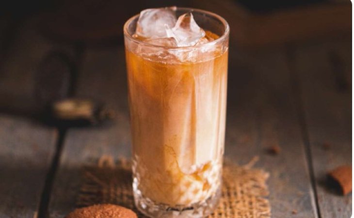 Кава з апельсиновим соком може бути небезпечною для здоров'я: фахівці назвали причину