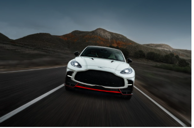 Aston Martin відкликає понад 5000 кросоверів DBX через критичні дефекти підвіски та електроніки