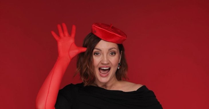 40-річну Олю Цибульську на&nbsp;тлі заяв про вагітність заскочили з&nbsp;помітно округлим животиком