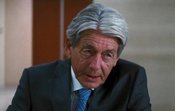 Помер Джон Нолан: пішов із життя зірка фільмів про Бетмена та дядько Крістофера Нолана