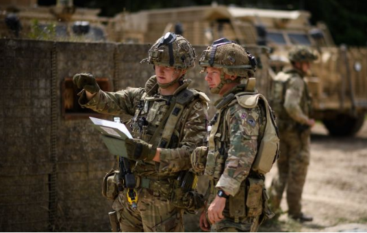 Британія повертає стратегії "Холодної війни": країну готують до масштабного конфлікту