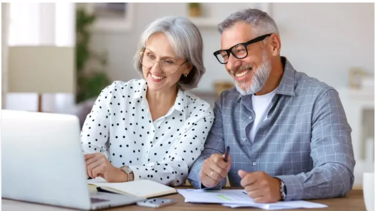 Доплати за понаднормовий стаж: скільки отримають пенсіонери та які правила діють у 2026 році