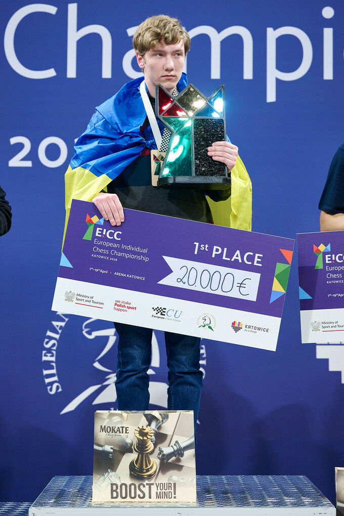 Сенсаційна перемога: 17-річний українець Роман Дегтярьов став чемпіоном Європи з шахів