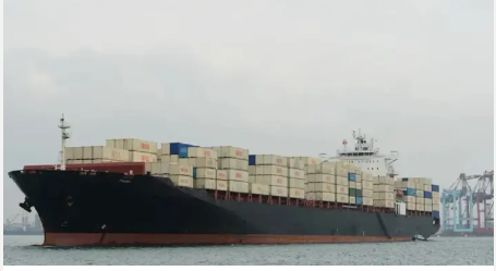 Війська США захопили іранське судно після спроби прориву блокади