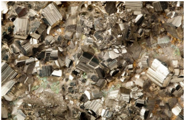 «Золото дурнів» виявилося скарбом: вчені знайшли величезні поклади літію в піриті