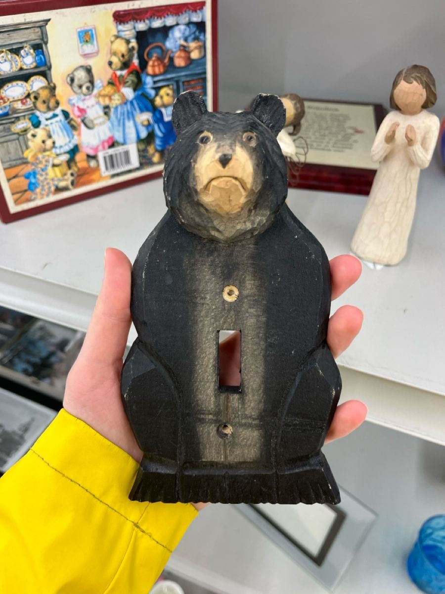 22 кумедні речі з секонд-хенду, які складно пояснити та неможливо забути - фото 856547