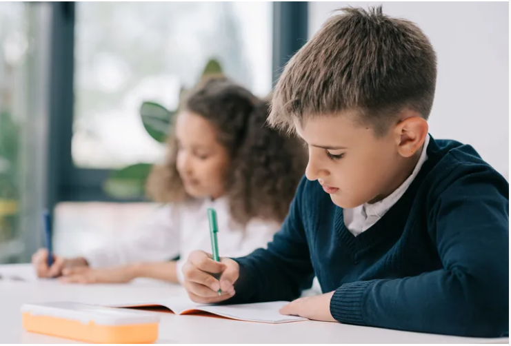 Коли діти підуть на літні канікули — офіційний графік завершення навчання у 2026