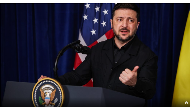 Україну просили не бити по російській нафтопереробці, - Зеленський