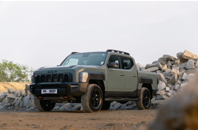 Дивний зовні, розкішний всередині: Kia Tasman X-Pro 2026 шокував дизайном, але підкорив салоном