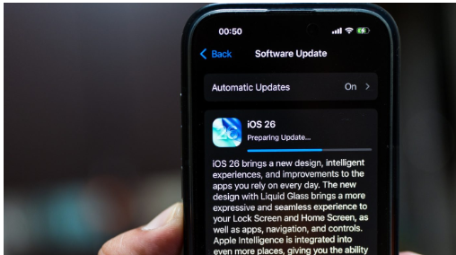Чим загрожує відмова від оновлення iOS на вашому iPhone