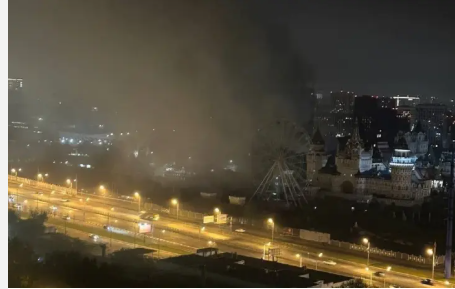 У Москві спалахнула пожежа на території Ізмайловського Кремля
