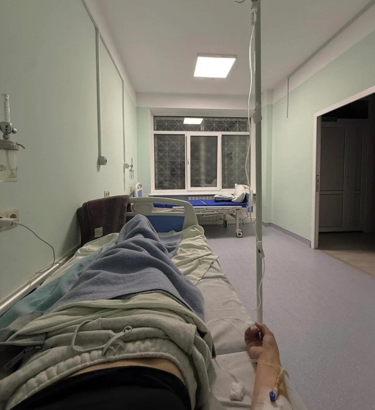 Зірку \"Холостяка\" терміново госпіталізували: що сталось