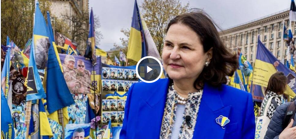 "Ми залишаємося з Україною": в ЄС відреагували на заклик російського МЗС залишити Київ