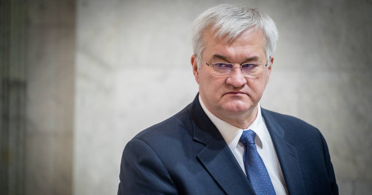 Іноземні війська в Україні - заява Сибіги про гарантії безпеки &mdash; Політика