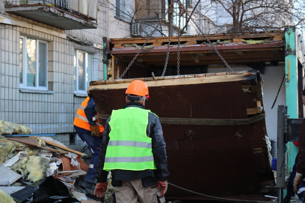 У Києві за весну демонтували понад 600 незаконних об’єктів і звільнили тисячі квадратних метрів