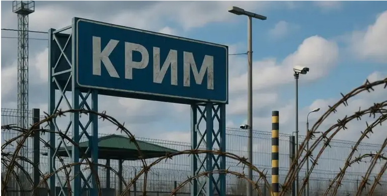Без бензину та з "комендантською годиною": у Криму ввели масові обмеження 