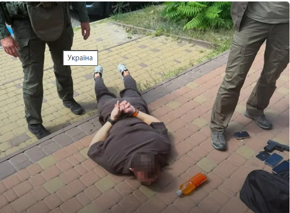 НАБУ і САП повідомили про підозру у справі про вимагання 1 млн доларів