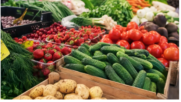 Які продукти стали доступнішими у липні, а які ще тримають високі ціни
