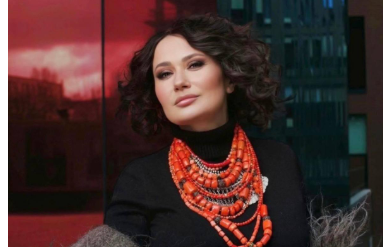 Продюсерка Олена Мозгова пояснила, чому не виїхала з України під час війни