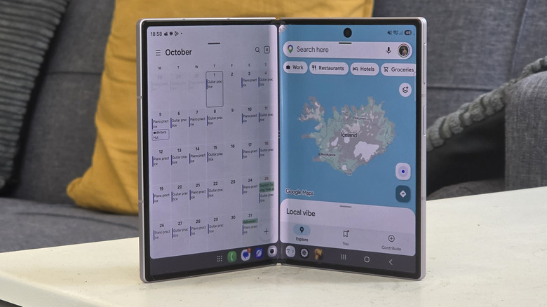 Samsung Galaxy Z Fold 8: огляд переваг унікального співвідношення сторін