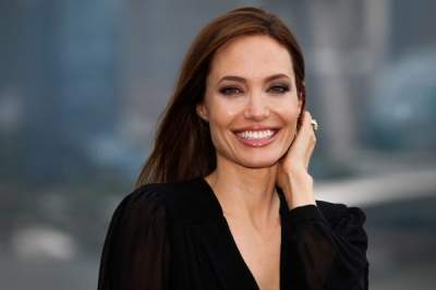 Фильм Анджелины Джоли выдвинули на премию "Оскар"