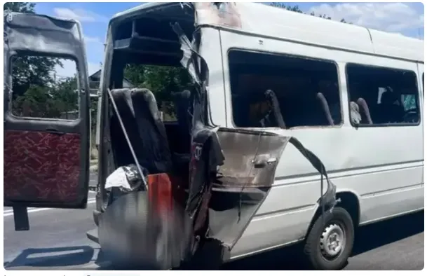 На Запоріжжі росіяни атакували дроном авто з гуманітарною допомогою, є поранений