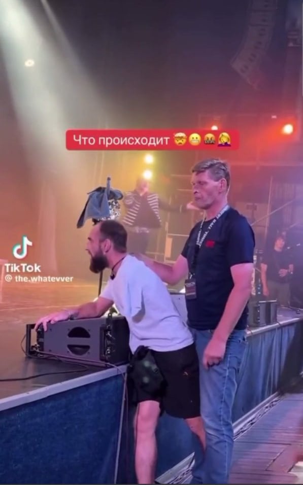 Охоронець у&nbsp;грубій формі поводився з&nbsp;ветераном війни, який потребував допомоги / &copy; скриншот з відео