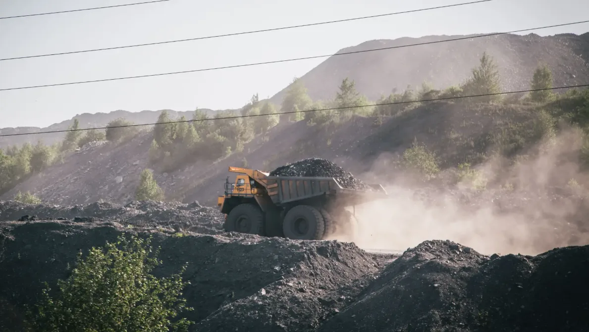 Понад 10 млн збитків: на Донеччині судитимуть організовану групу за незаконний видобуток вугілля