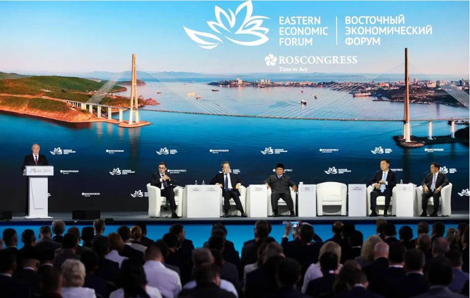 Китай просив Україну тимчасово не бити по російському Владивостоку – ЗМІ