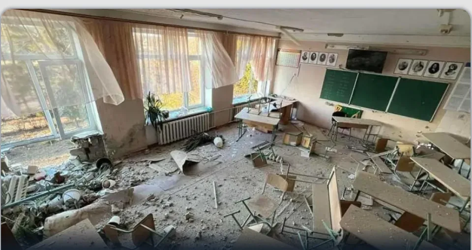 Школи, садки та університети під ударами: скільки закладів освіти зруйнувала Росія