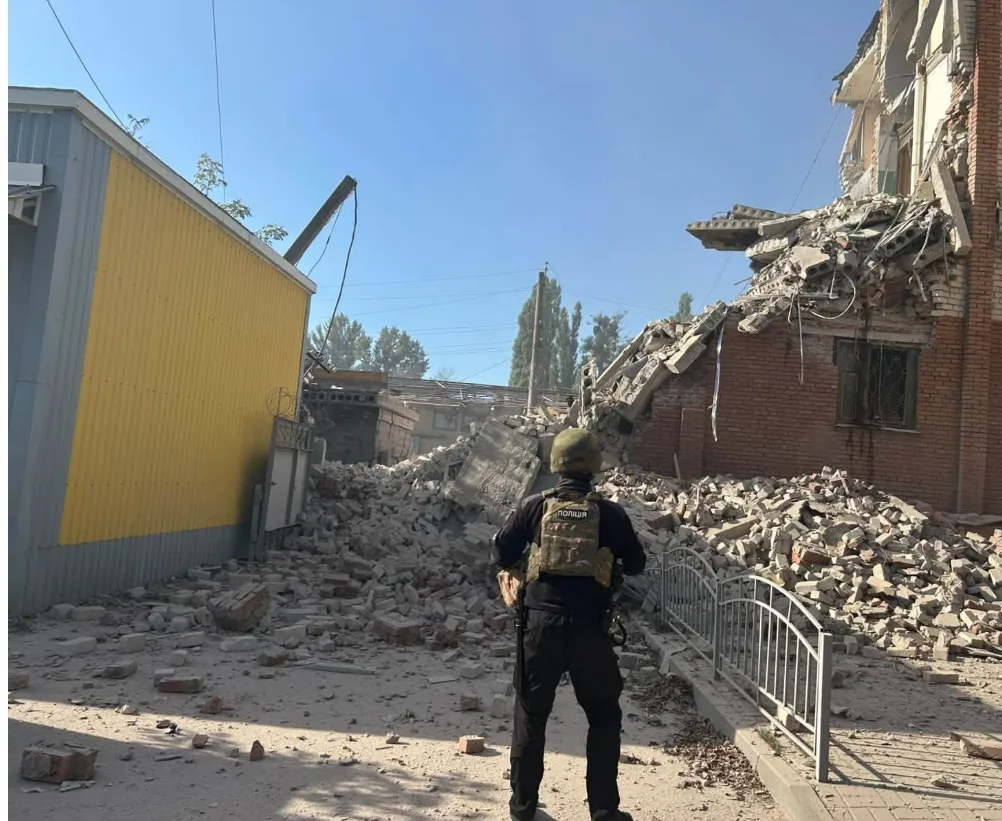 Російські військові завдали подвійного удару по одному з районів Слов’янська — поранені щонайменше п’ятеро