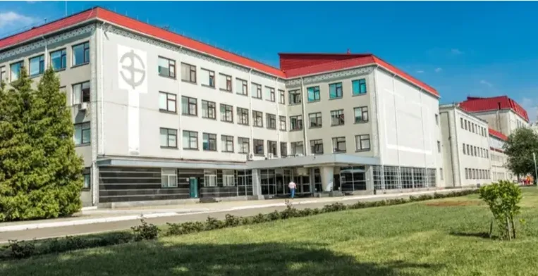 Росіяни завдали удару по Борщагівському фармацевтичному заводу в Києві 