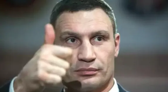 Кличко порадив киянам виїхати зі столиці на зиму – українці відповіли мемами