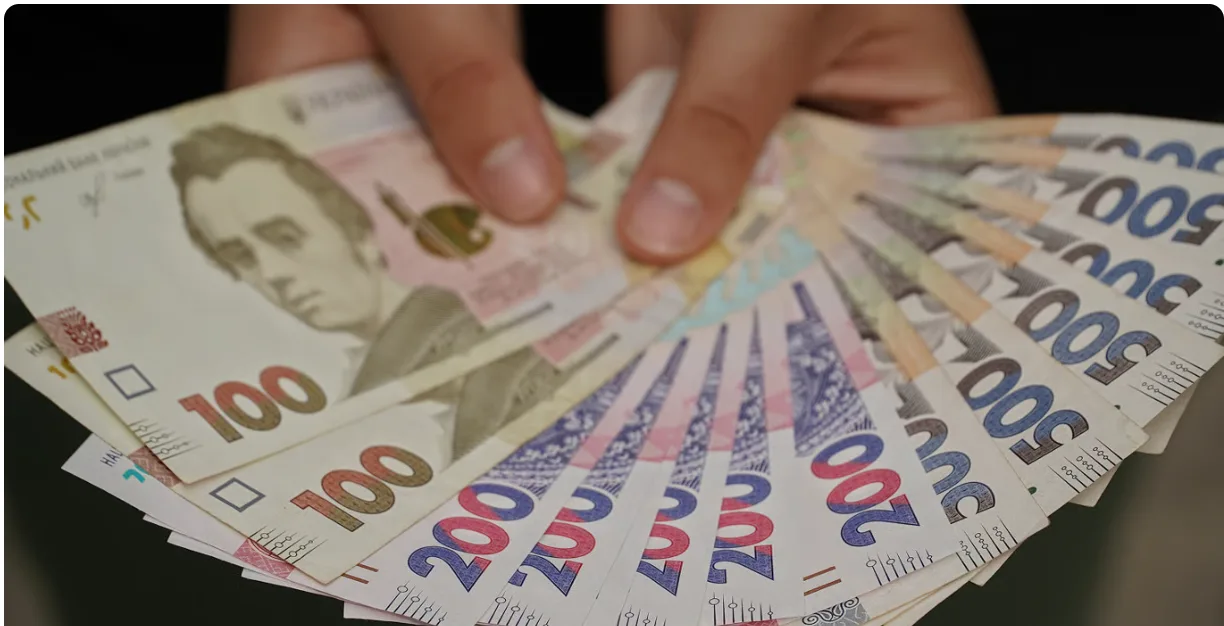 Аліменти у спадок: суд наказав дідусю виплатити онуку 46 000 гривень