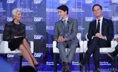 Премьер Канады вновь развеселил народ странными носками